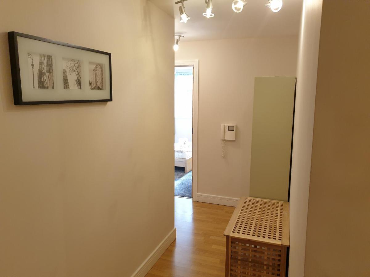 Birmingham Emerald, 2 Bedroom Apartment מראה חיצוני תמונה